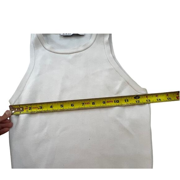 Zara Women's Cropped Rib Halter Tank Top – White – Size Small - Picture 5 of 6